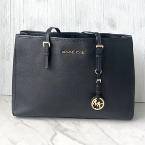 MICHAEL KORS SHOULDER BAG